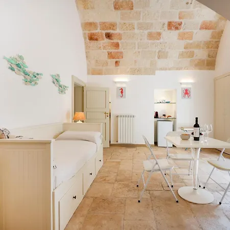 Guesthost - Casa In Tufo A Due Passi Dal Mare * Полиньяно-а-Маре